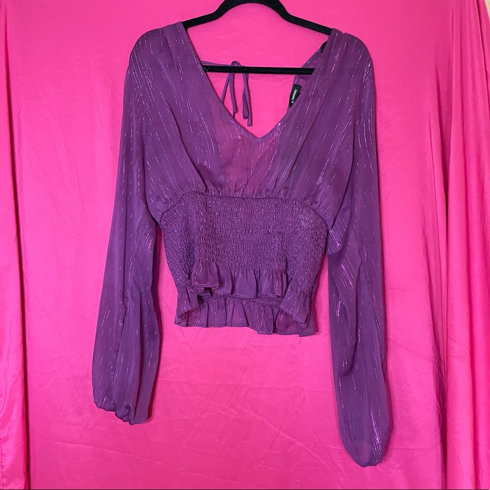 💜Hp for best in boutique🎉NWT See through cut out long sleeve shirt